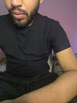 hotyyyyjonny online show from June 26, 2026, 2:05 am