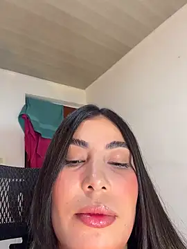 Anna Bitch Disgusting online show from July 25, 2026, 4:43 am