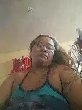 loriepinay46 online show from July 25, 2026, 8:28 pm