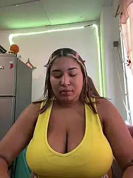 morena-2025 online show from July 9, 2026, 3:27 pm