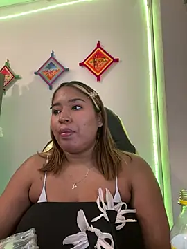 morena-2025 online show from July 24, 2026, 11:03 pm