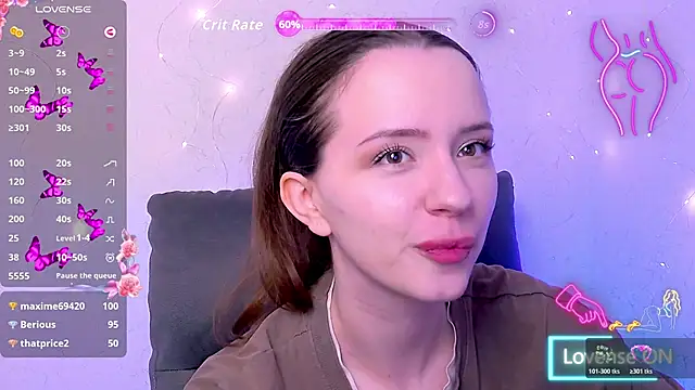 BellaVelure6767 online show from May 15, 2026, 11:01 pm