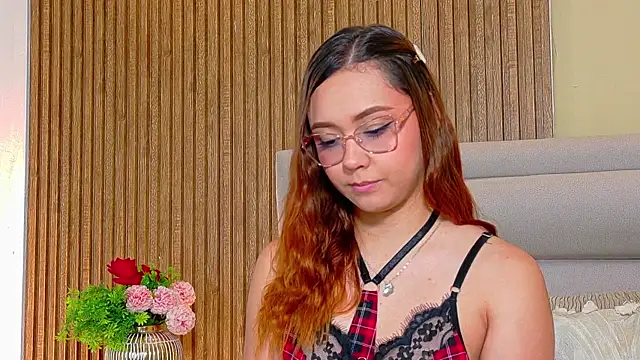LondraBlush online show from July 22, 2026, 1:03 pm