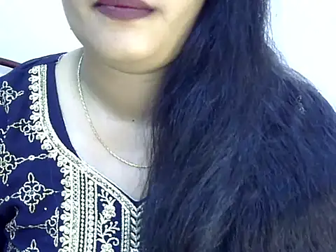 Snapshot of Muskan_Jha chatting on May 18, 2026, 2:07 am Muskan Jha online show from May 18, 2026, 2:07 am