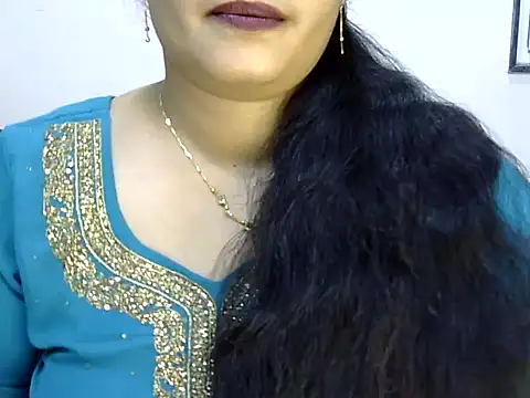 Snapshot of Muskan_Jha chatting on July 8, 2026, 1:48 pm Muskan Jha online show from July 8, 2026, 1:48 pm