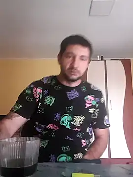 Exuuuuu1 online show from July 13, 2026, 6:49 am