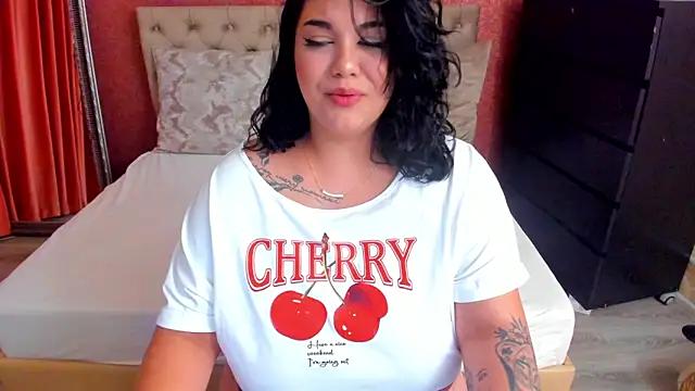 SpicyCarlaXX online show from June 10, 2026, 8:30 pm
