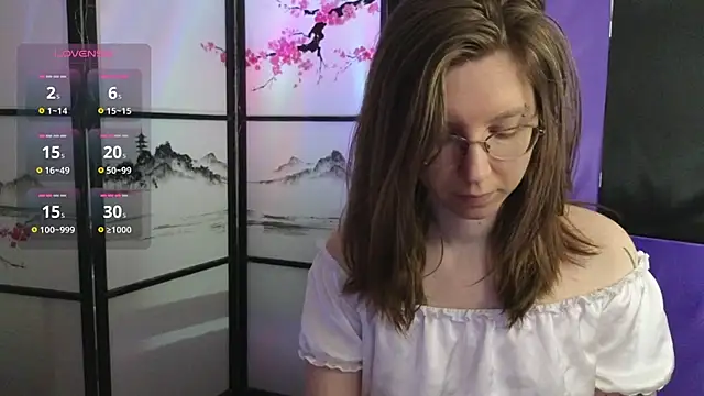 scarlettsrose online show from July 3, 2026, 9:27 am
