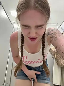Snapshot of RussianWoman chatting on July 3, 2026, 3:02 am RussianWoman online show from July 3, 2026, 3:02 am