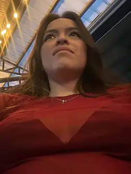 Little  Danni1 online show from April 26, 2026, 3:04 am