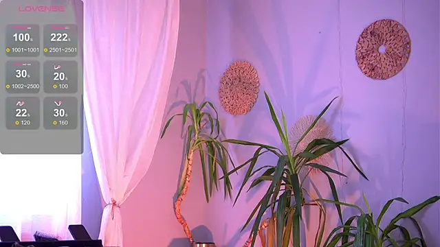 PureEllieX online show from June 25, 2026, 5:12 am