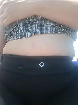 vanezassssss online show from May 23, 2026, 2:54 pm