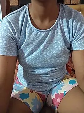 RASHMI SHARMA9 online show from May 22, 2026, 5:51 pm