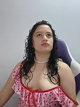 Alana 444 online show from August 6, 2026, 3:30 am