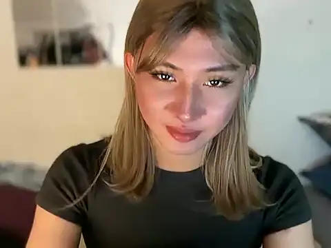 asiantwink0000 online show from July 24, 2026, 2:37 pm