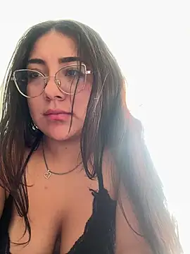 Dafne se online show from July 18, 2026, 8:23 pm