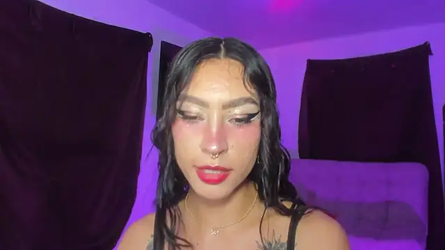 Snapshot of Ounla_Sweet chatting on May 24, 2026, 3:33 am Ounla Sweet online show from May 24, 2026, 3:33 am