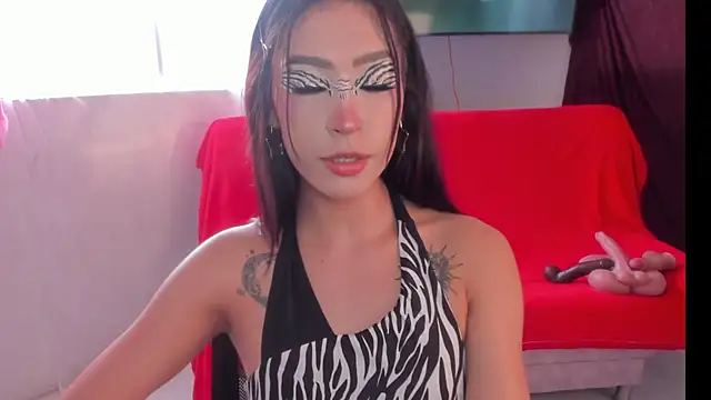 Snapshot of Ounla_Sweet chatting on June 25, 2026, 10:36 pm Ounla Sweet online show from June 25, 2026, 10:36 pm