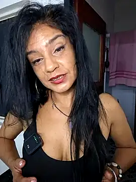sweetCatallina online show from August 6, 2026, 1:24 pm