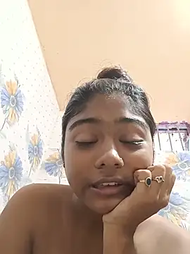 Cute diya023 online show from July 15, 2026, 1:55 am