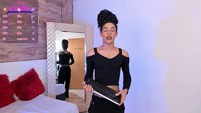 Amaia Monroe online show from July 10, 2026, 1:32 am