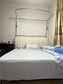 A-ZJunn online show from July 20, 2026, 1:02 pm
