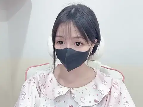 Yuyu-baobei online show from July 27, 2026, 3:19 pm