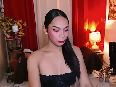 Snapshot of kylieEmparado chatting on June 8, 2026, 1:28 am kylieEmparado online show from June 8, 2026, 1:28 am