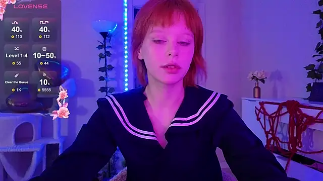 Lace Thrill online show from May 20, 2026, 4:29 am