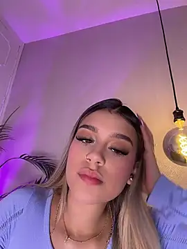 Sophie-velvet online show from July 23, 2026, 7:45 pm