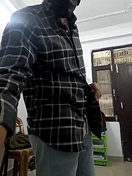 Bigdickboy2406 online show from December 18, 2025, 9:48 am