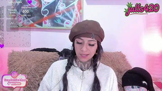 Julls420  online show from July 12, 2026, 10:56 pm