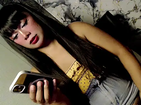 Snapshot of shadow-goddess chatting on July 9, 2026, 1:15 pm shadow-goddess online show from July 9, 2026, 1:15 pm