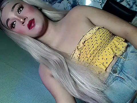 Snapshot of shadow-goddess chatting on July 19, 2026, 11:36 am shadow-goddess online show from July 19, 2026, 11:36 am
