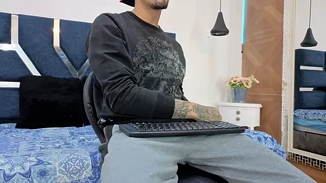 Dax Stark online show from July 12, 2026, 2:08 pm