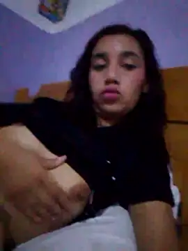 Snapshot of Kat573t chatting on January 13, 2026, 1:44 am Kat573t online show from January 13, 2026, 1:44 am