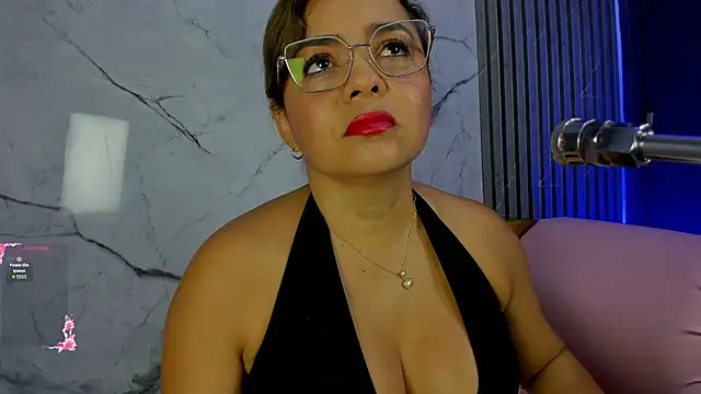 Snapshot of shayra_boobs2 chatting on July 14, 2026, 8:47 pm shayra boobs2 online show from July 14, 2026, 8:47 pm