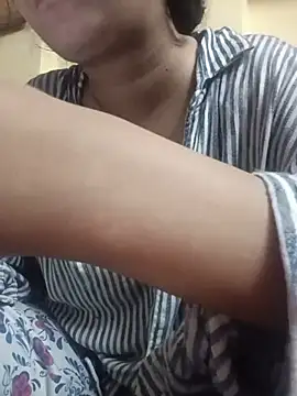 pihuu1313 online show from July 21, 2026, 2:41 pm