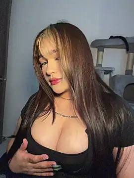 Snapshot of Daniela_ruizz chatting on July 23, 2026, 6:00 am Daniela ruizz online show from July 23, 2026, 6:00 am