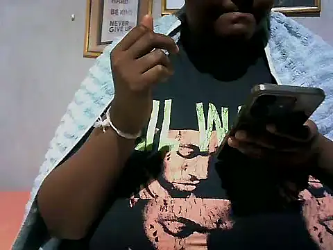 Snapshot of sweetmilkylady chatting on July 18, 2026, 4:38 am sweetmilkylady online show from July 18, 2026, 4:38 am