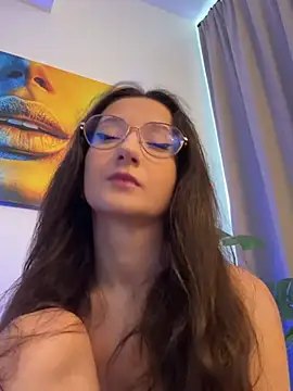 TheaMalekoo online show from July 25, 2026, 7:06 am