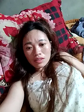 little-effy online show from June 26, 2026, 11:58 am