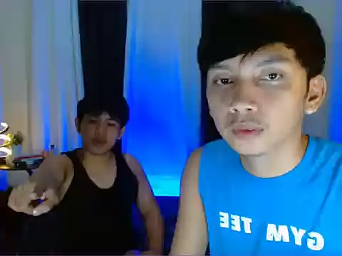 dylan hardfucker online show from August 3, 2026, 4:33 pm