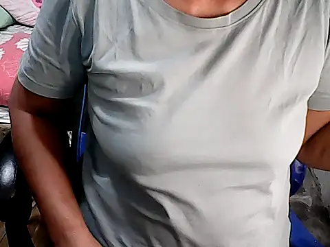 ChaChaMoreno Palangga online show from February 10, 2026, 1:48 pm