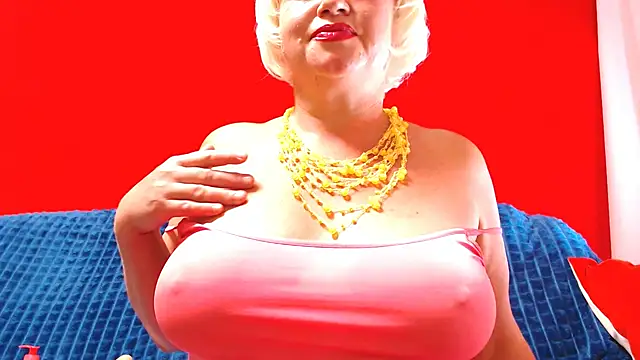 NaughtyMILF4UX online show from July 25, 2026, 3:26 am
