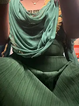 cute mahi001 online show from June 15, 2026, 1:57 pm