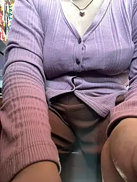 cute mahi001 online show from June 26, 2026, 3:11 am