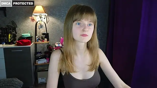Miss Alisa  online show from July 18, 2026, 7:06 pm