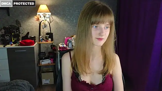 Miss Alisa  online show from July 23, 2026, 9:35 pm