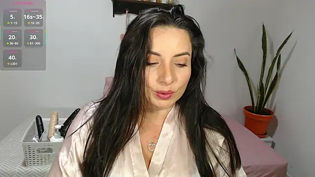 Karlinlive online show from July 25, 2026, 8:39 pm